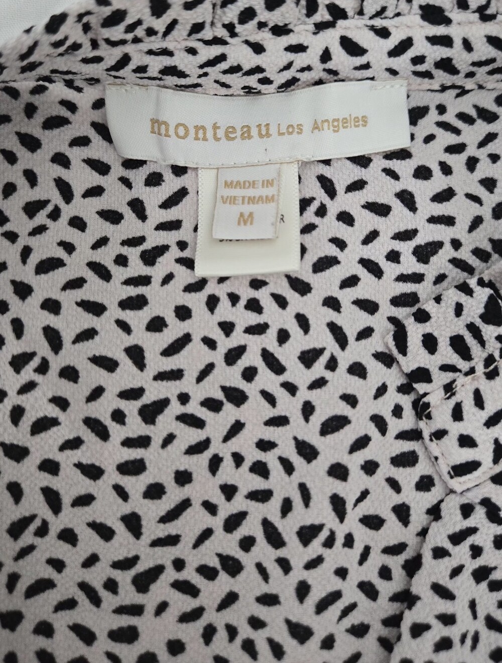 Monteau Los Angeles Black White Animal Print Faux Wrap Peplum Blouse Size M - Picture 4 of 5